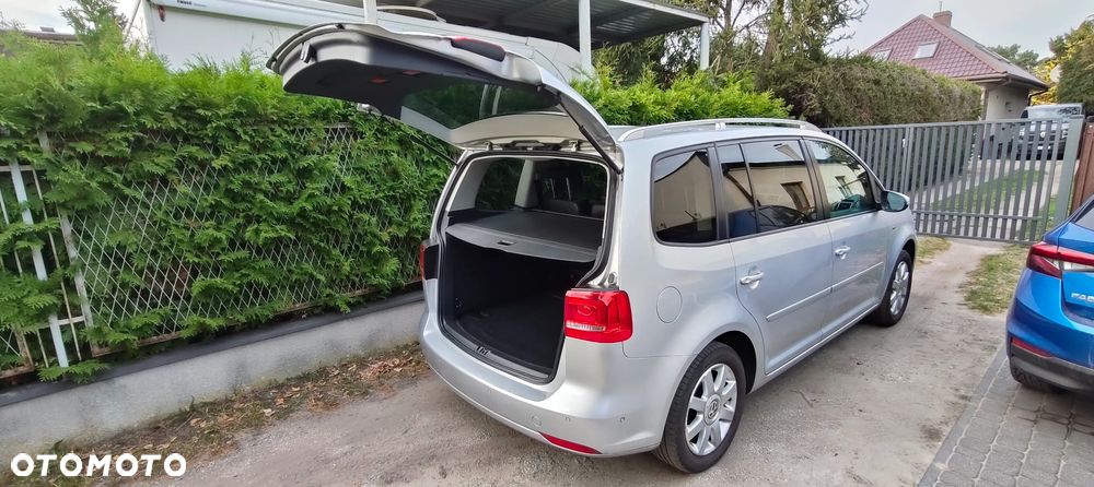 Volkswagen Touran 1.6 TDI DPF BlueMotion Technology Cup - 18