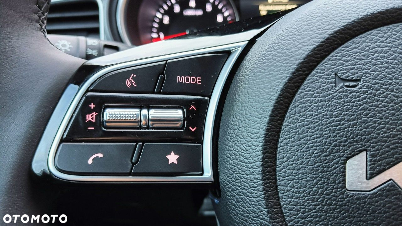 Kia Ceed - 22