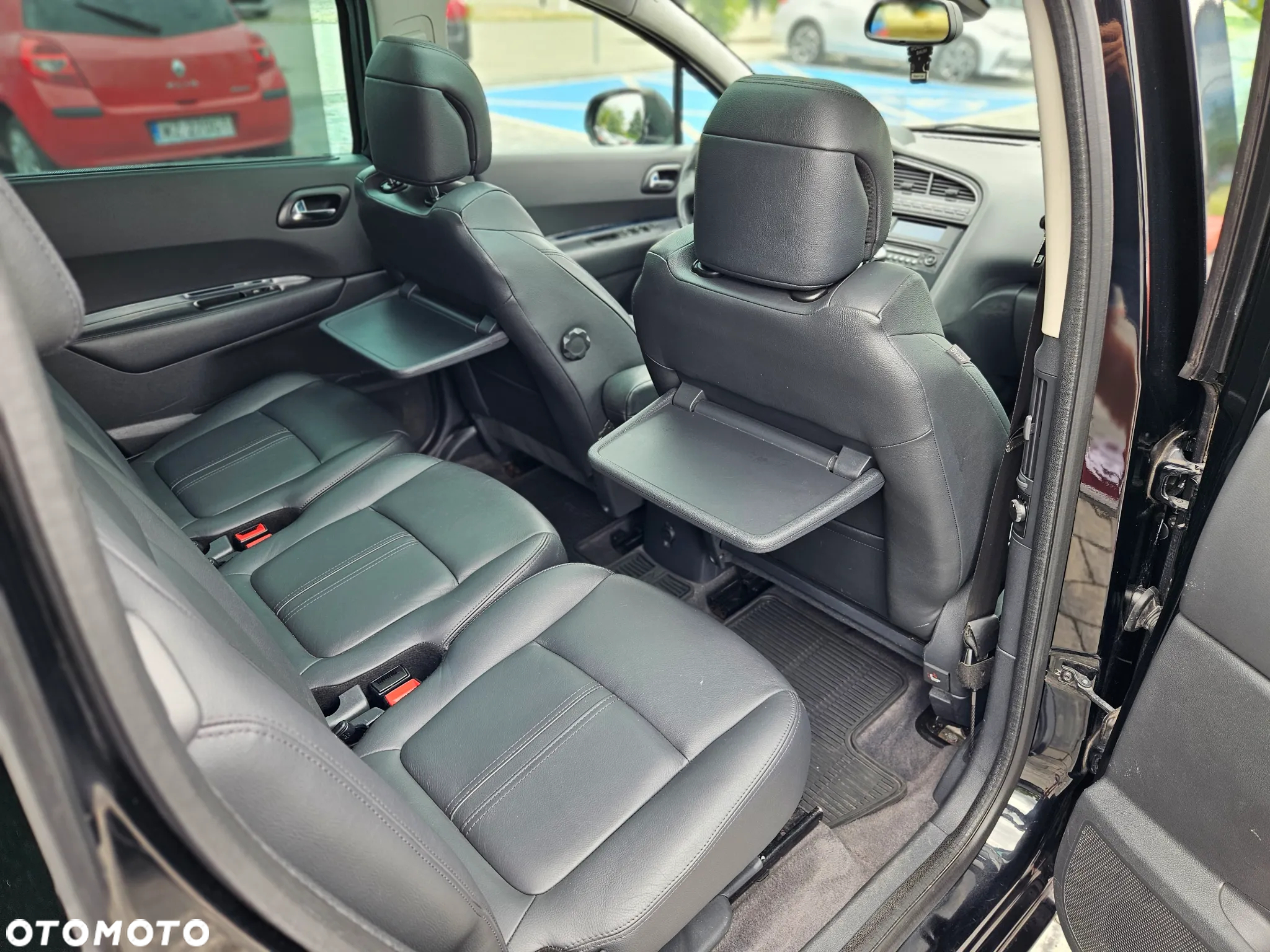 Peugeot 5008 1.6 THP Business Line 7os - 15