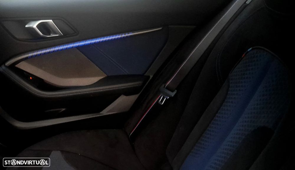 BMW M135i xDrive Edition Colorvision - 17