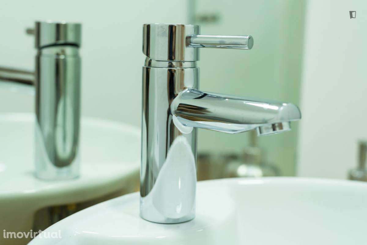 Apartamento com 1 quartos - localizado em Montes Claros Coimbra - Grande imagem: 2/22