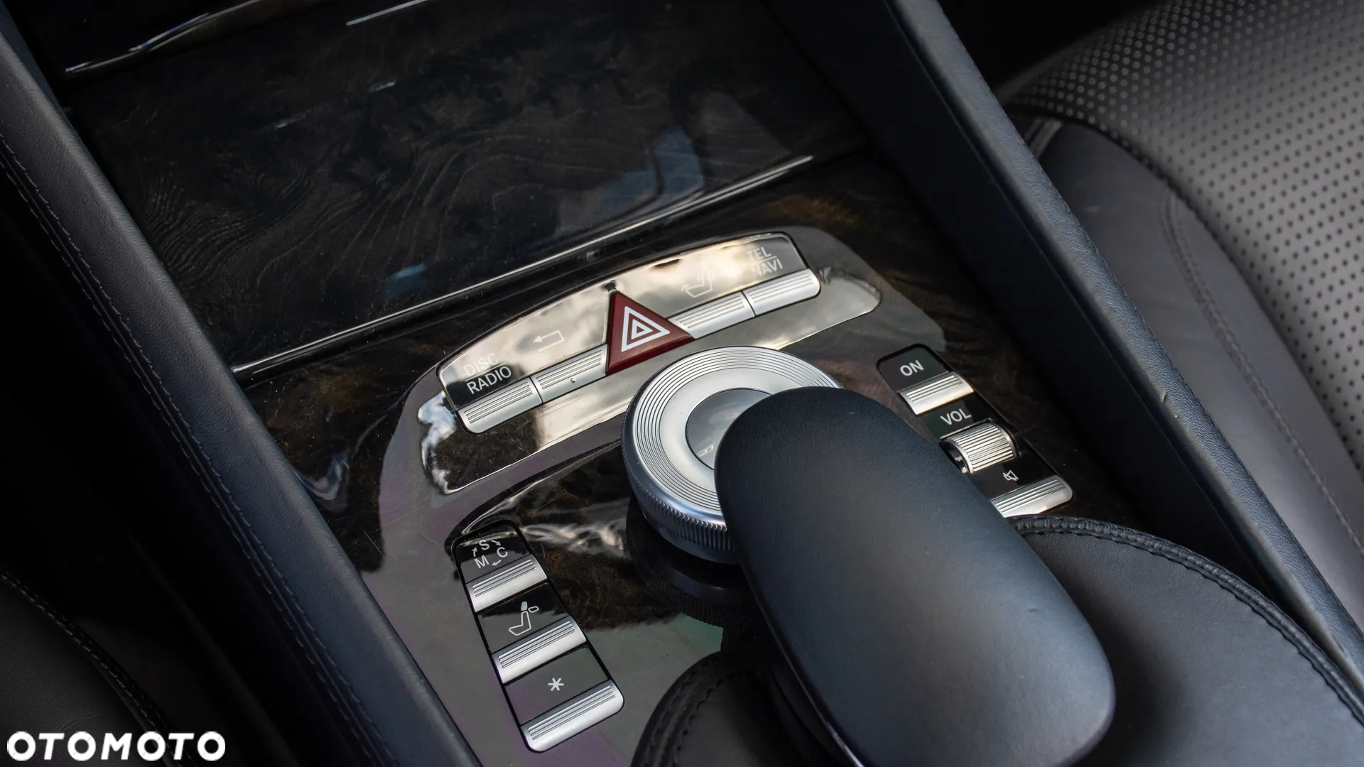Mercedes-Benz CL 63 AMG 7G-TRONIC - 16