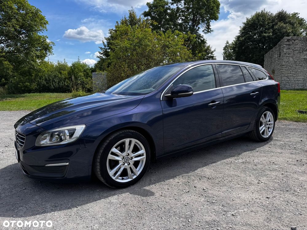 Volvo V60 D4 Drive-E Momentum - 2