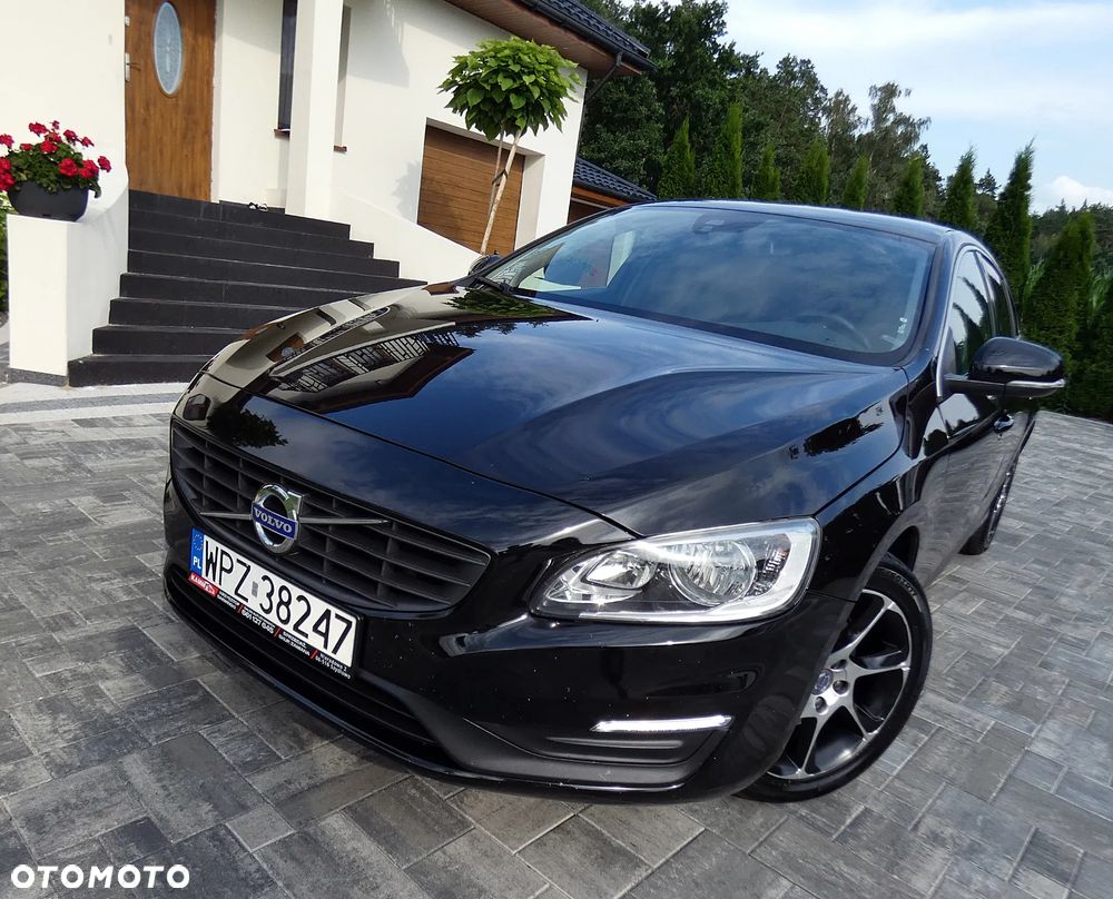Volvo S60 D4 R-Design Summum - 18