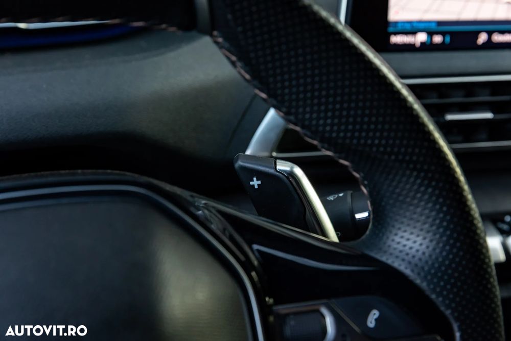 Peugeot 3008 PHEV EAT8 4X4 GT Pack - 21