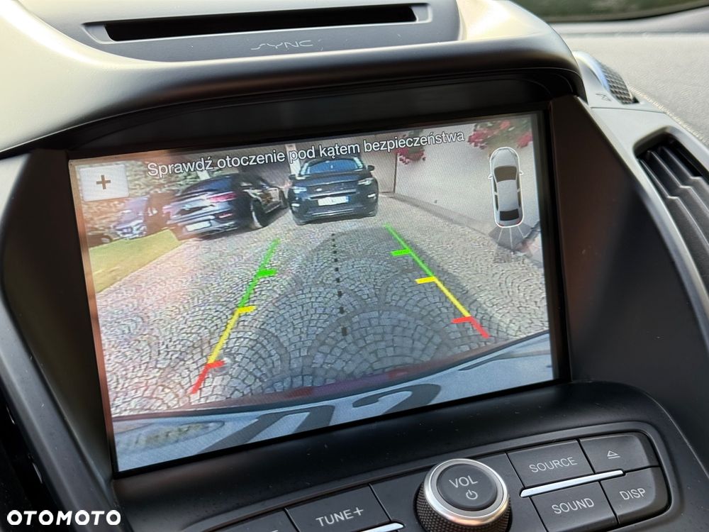 Ford Kuga 1.5 EcoBoost 2x4 Titanium - 30