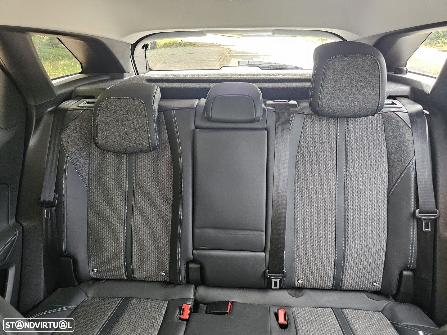 Peugeot 3008 BlueHDi 130 Stop & Start Active Pack - 25