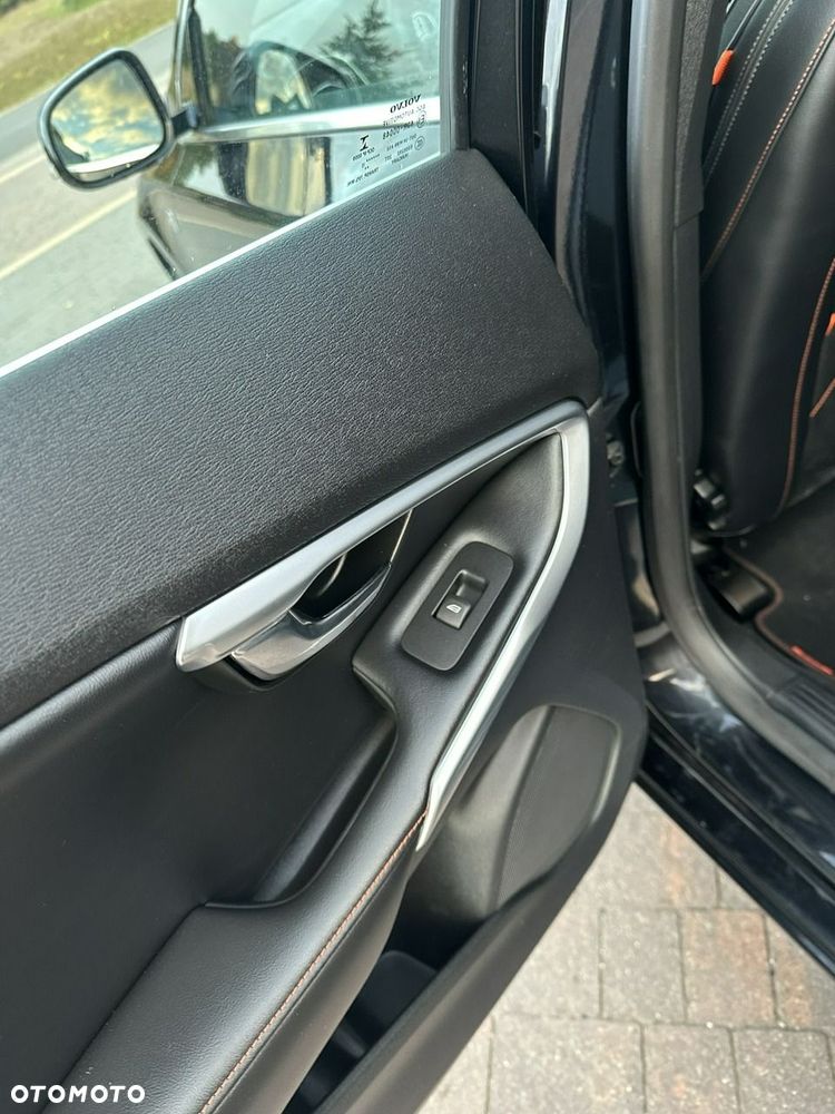Volvo V40 - 35