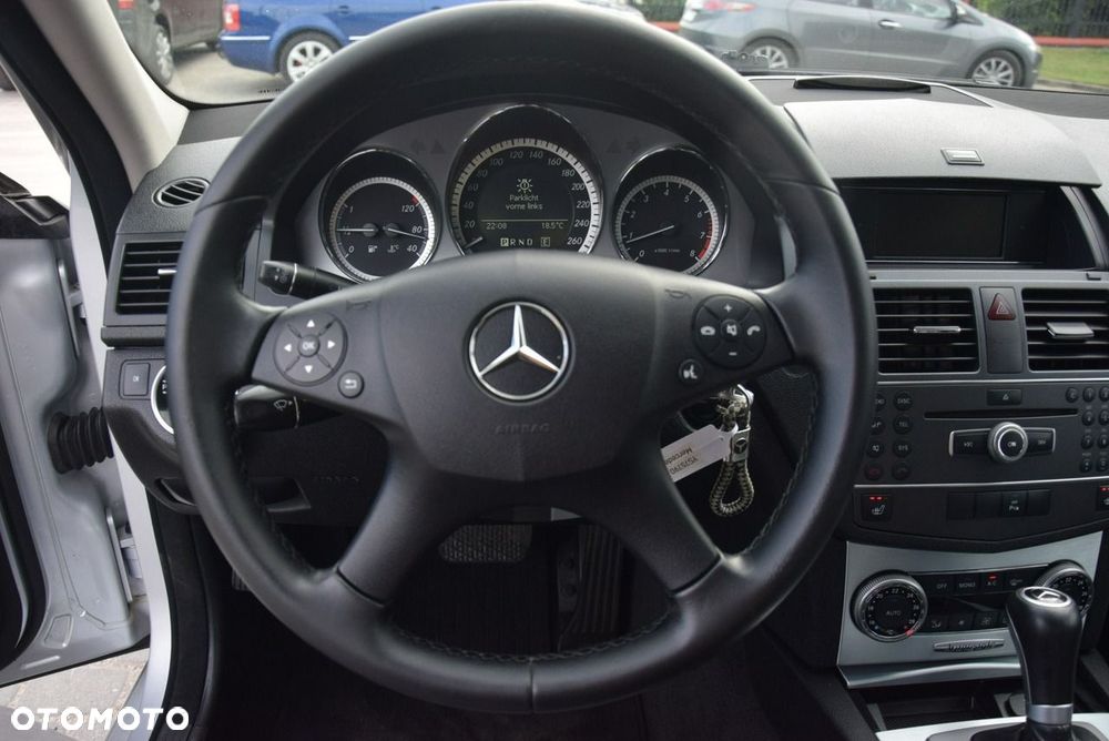 Mercedes-Benz Klasa C - 19