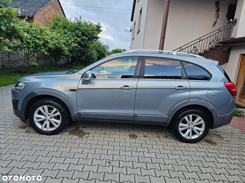 Chevrolet Captiva 2.2 D LT+ - 22