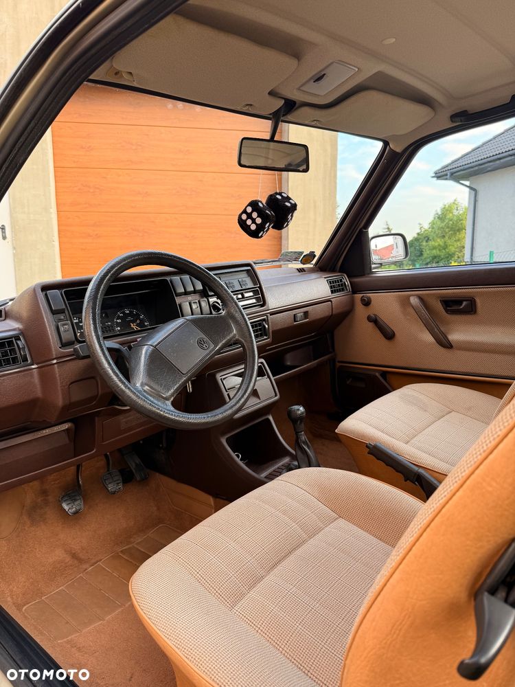 Volkswagen Jetta 1.3 CL - 6