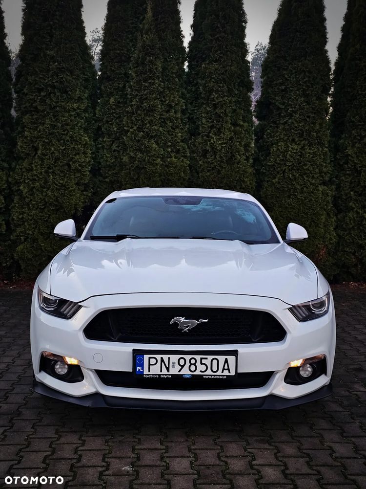 Ford Mustang 5.0 V8 GT - 2