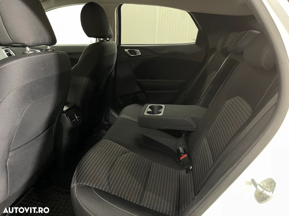 Kia XCeed 1.5 T-GDI 7DCT City+ - 12