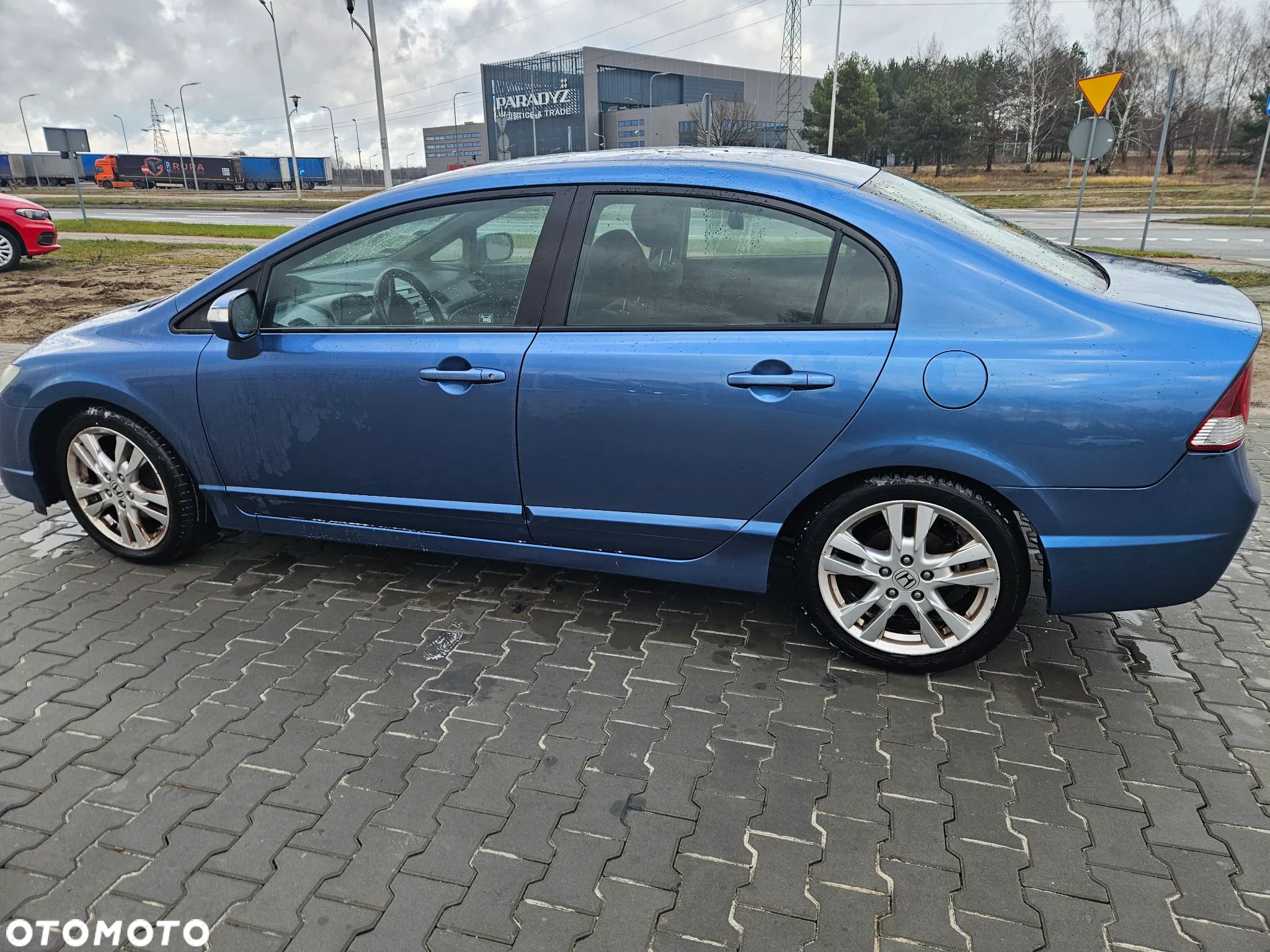 Honda Civic 1.8 Comfort - 1