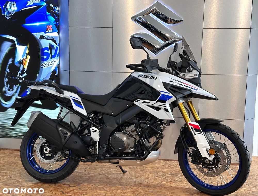 Suzuki V-STROM - 4