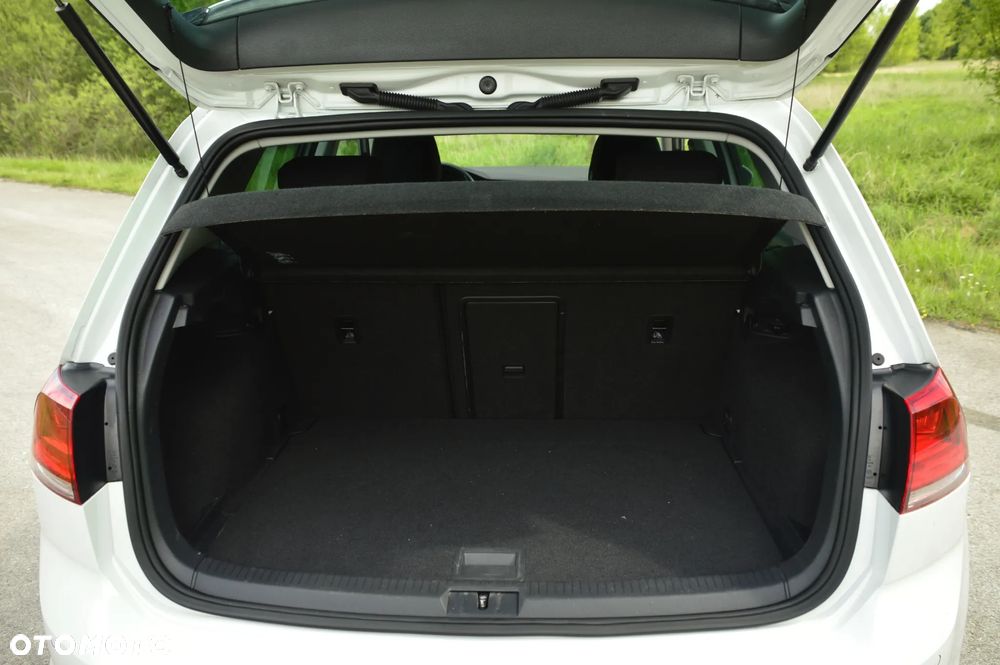 Volkswagen Golf 1.6 TDI 4Motion BlueMotion Technology Cup - 11
