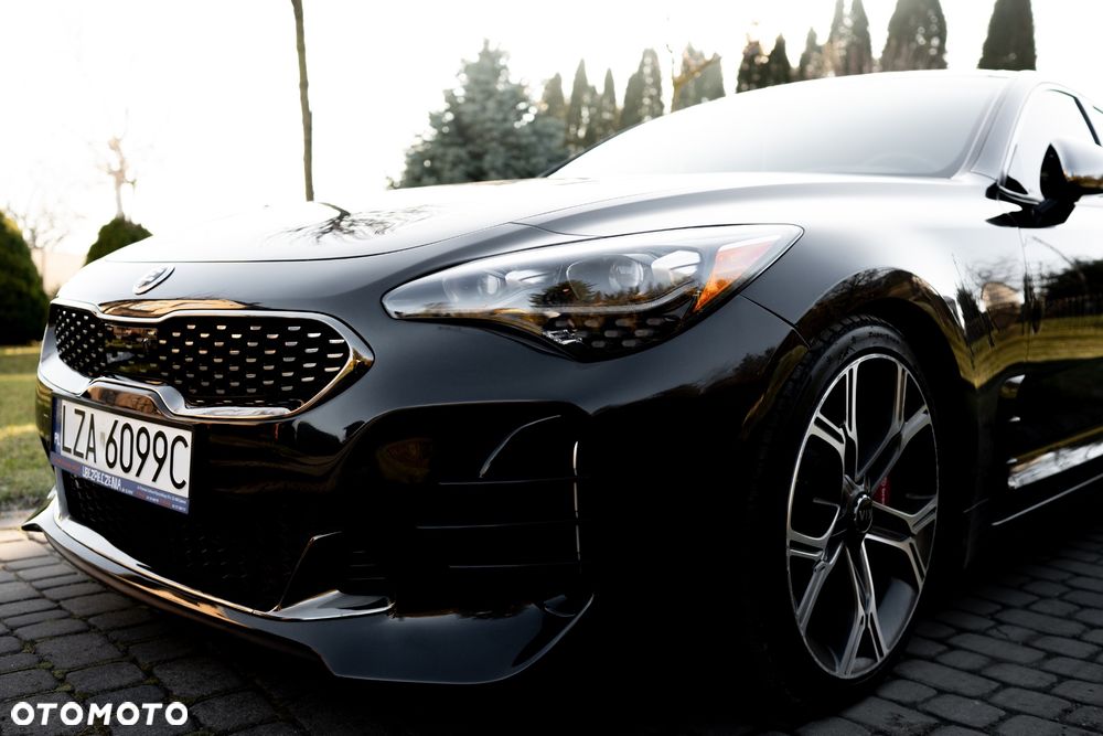 Kia Stinger 3.3 T-GDI V6 GT AWD - 13