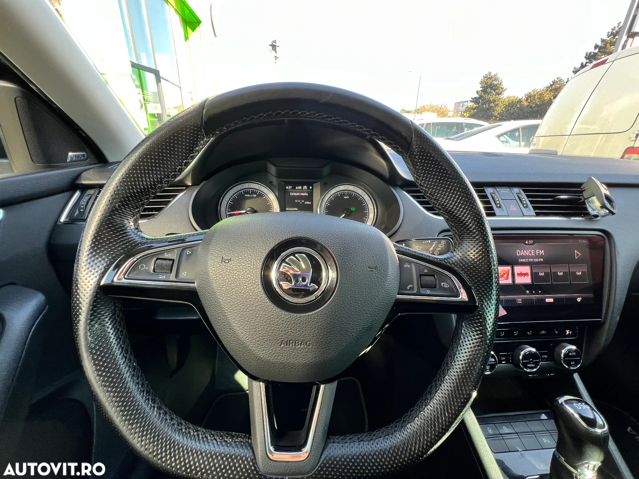 Skoda Octavia Combi Diesel 1.6 TDI DSG Style - 12