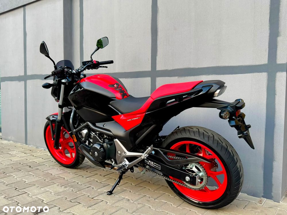 Honda NC - 6