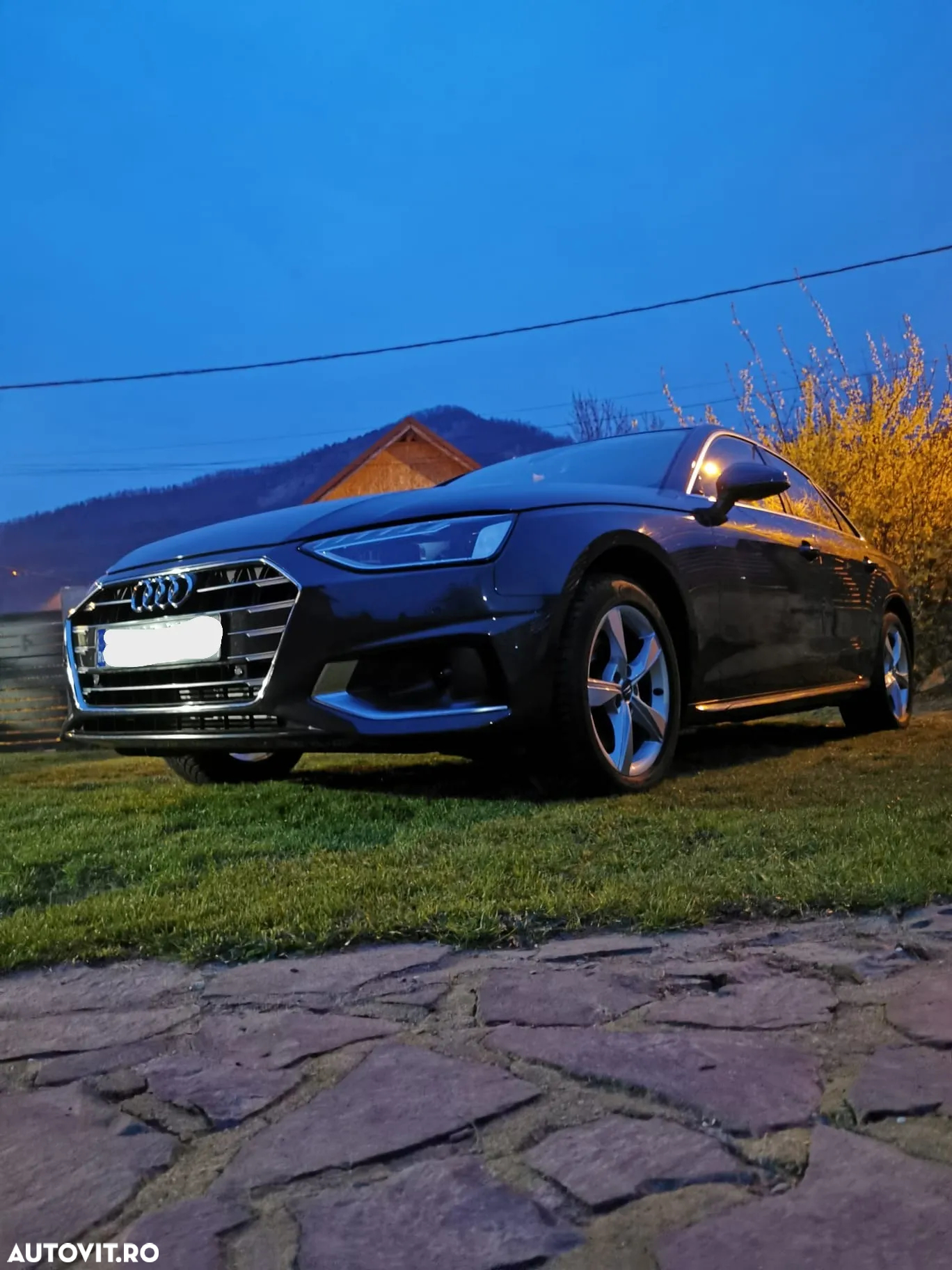 Audi A4 Avant 2.0 35 TFSI S tronic MHEV Advanced - 10