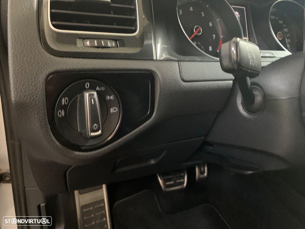 VW Golf 2.0 TSi GTi DSG Performance - 11