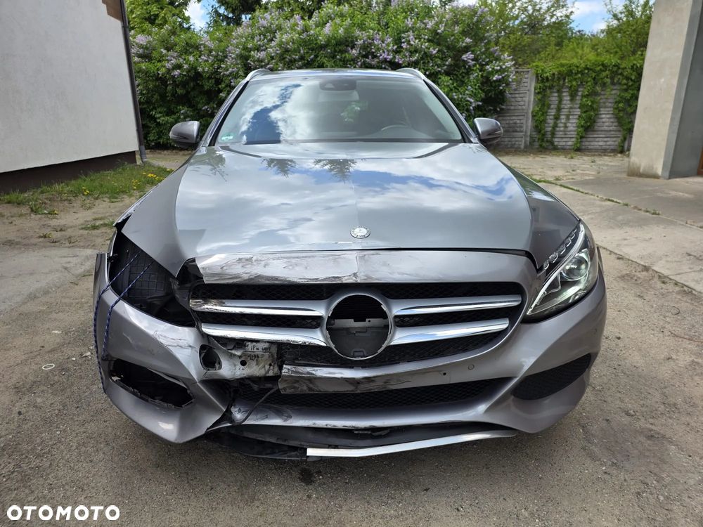 Mercedes-Benz Klasa C 180 (BlueEFFICIENCY) - 37