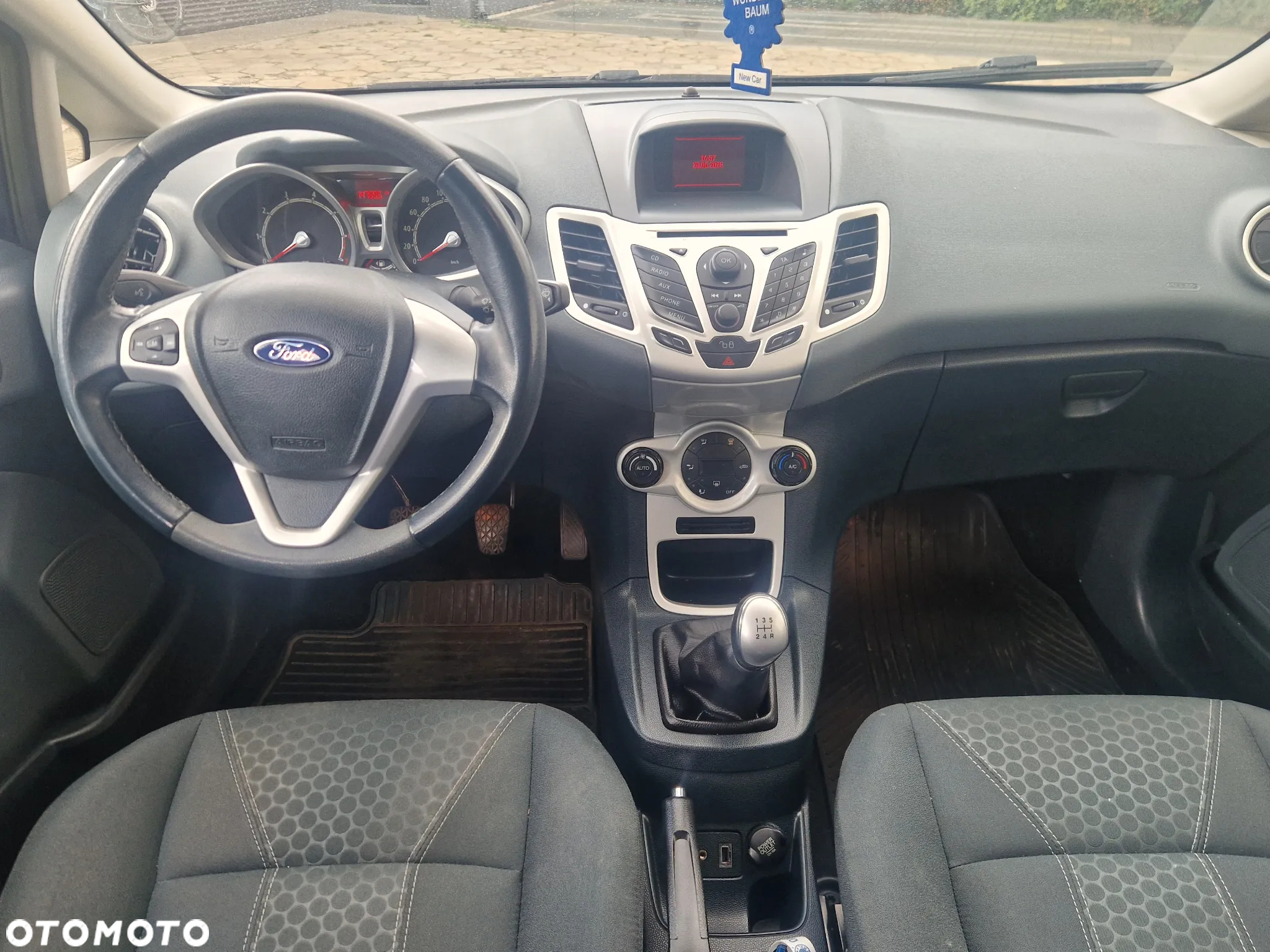 Ford Fiesta 1.25 Titanium - 8