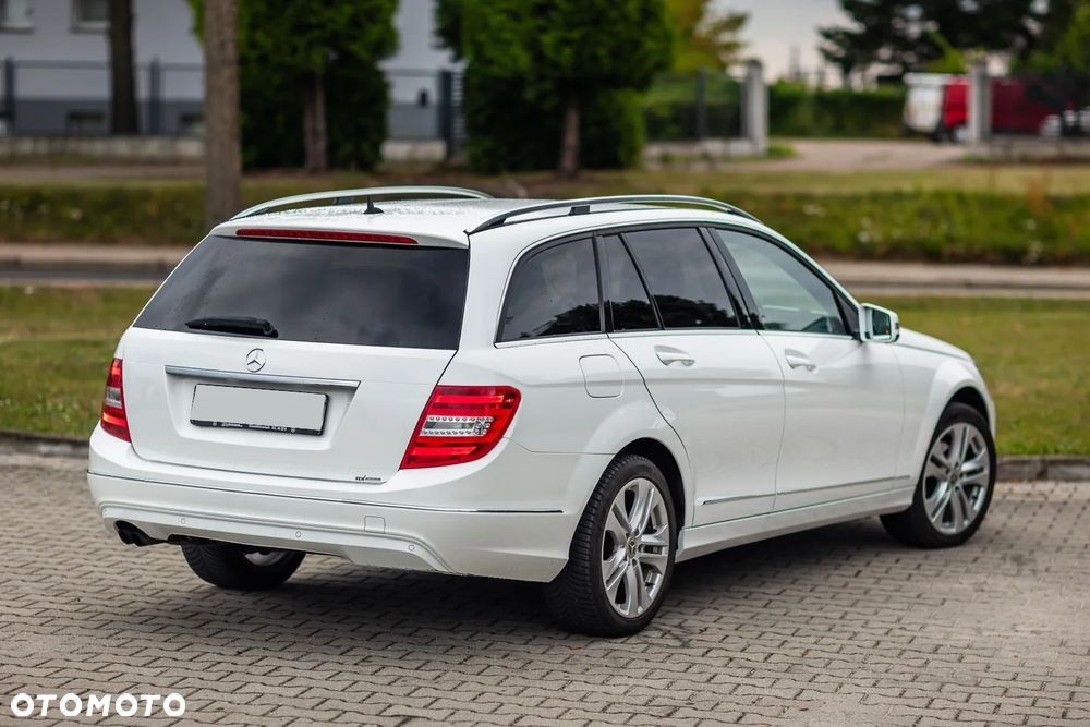 Mercedes-Benz Klasa C 180 7G-TRONIC Avantgarde Edition - 12
