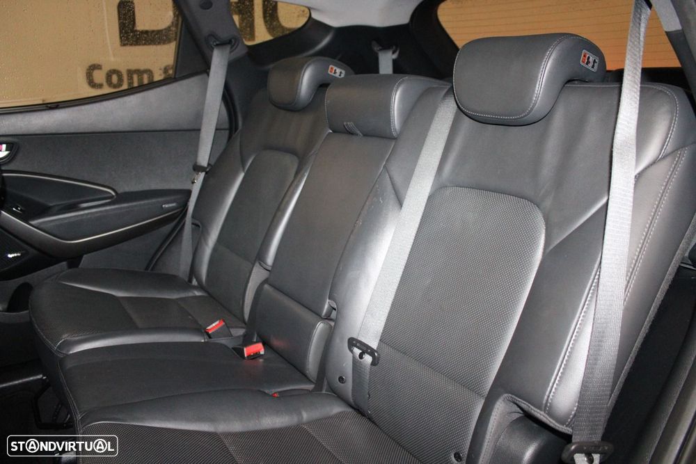 Hyundai Santa Fe 2.2 CRDi Premium Aut. - 37