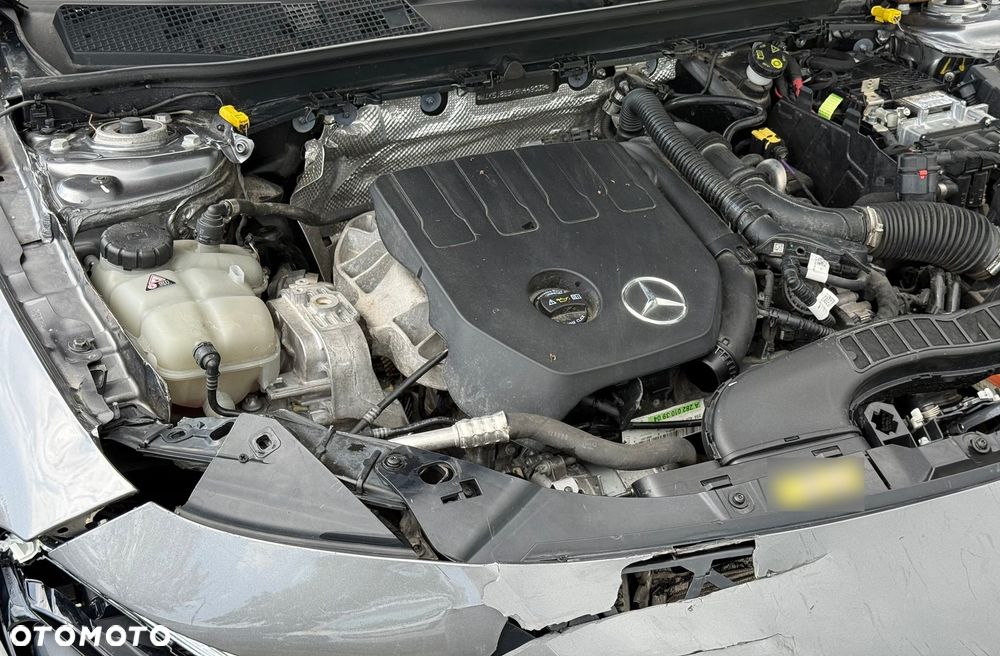 Mercedes-Benz CLA 180 AMG Line 7G-DCT - 7
