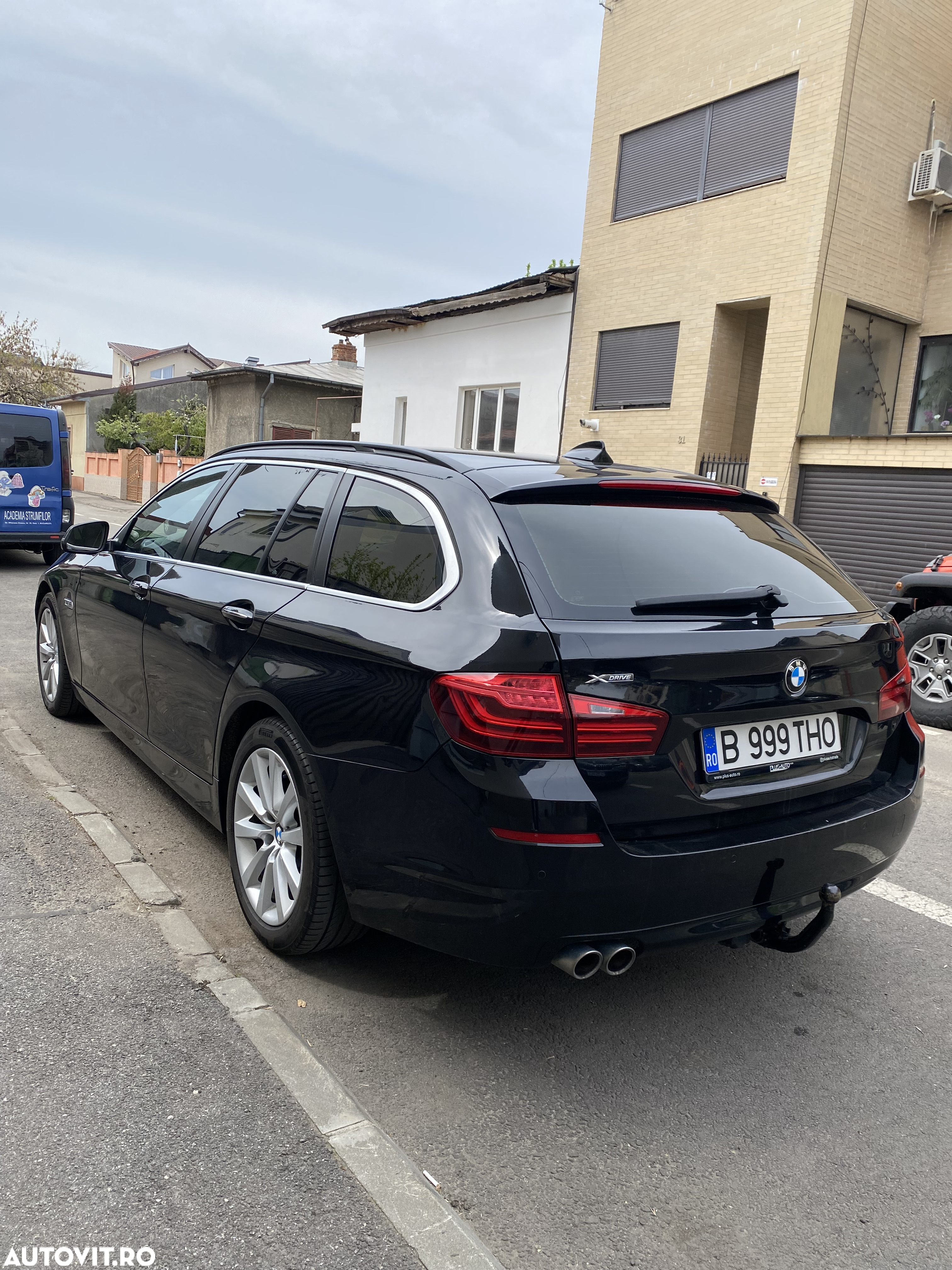 BMW Seria 5 520d xDrive Aut. - 4