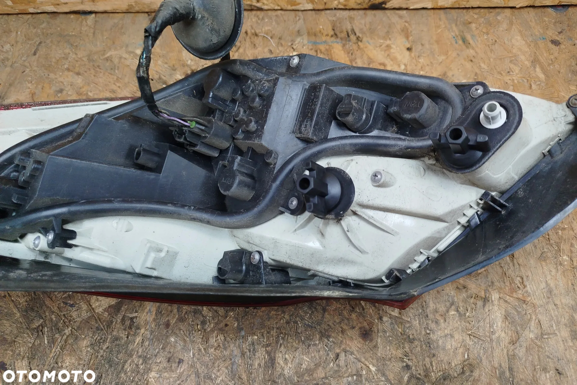 lampa tył tylna lewa kompletna do OPEL insignia A 08- HB, świeci - 5