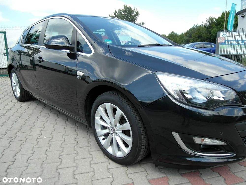 Opel Astra 1.4 Turbo 150 Jahre - 16