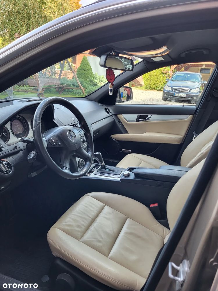 Mercedes-Benz C-Class 2008 photo 5