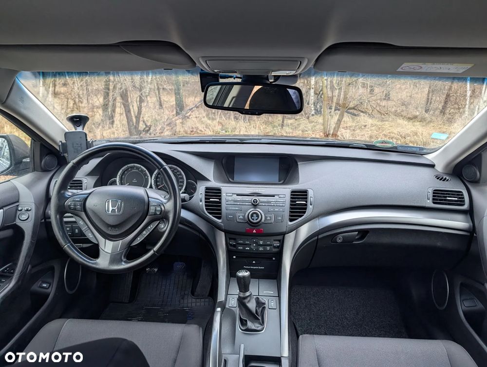 Honda Accord 2.0 Lifestyle - 11