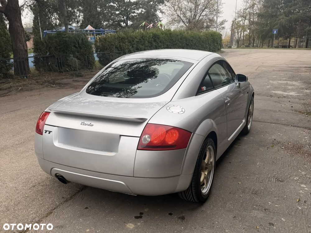 Audi TT Coupé - 9