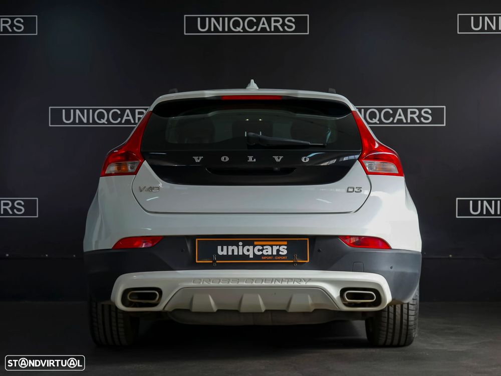 Volvo V40 2.0 D3 Summum Geartronic - 7