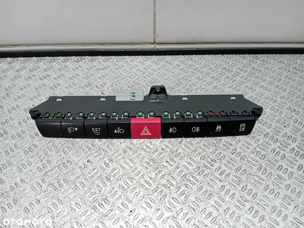 PANEL PRZYCISKI MULTIFUNKCJA IVECO DAILY R2016 NR 5801655079 - 1