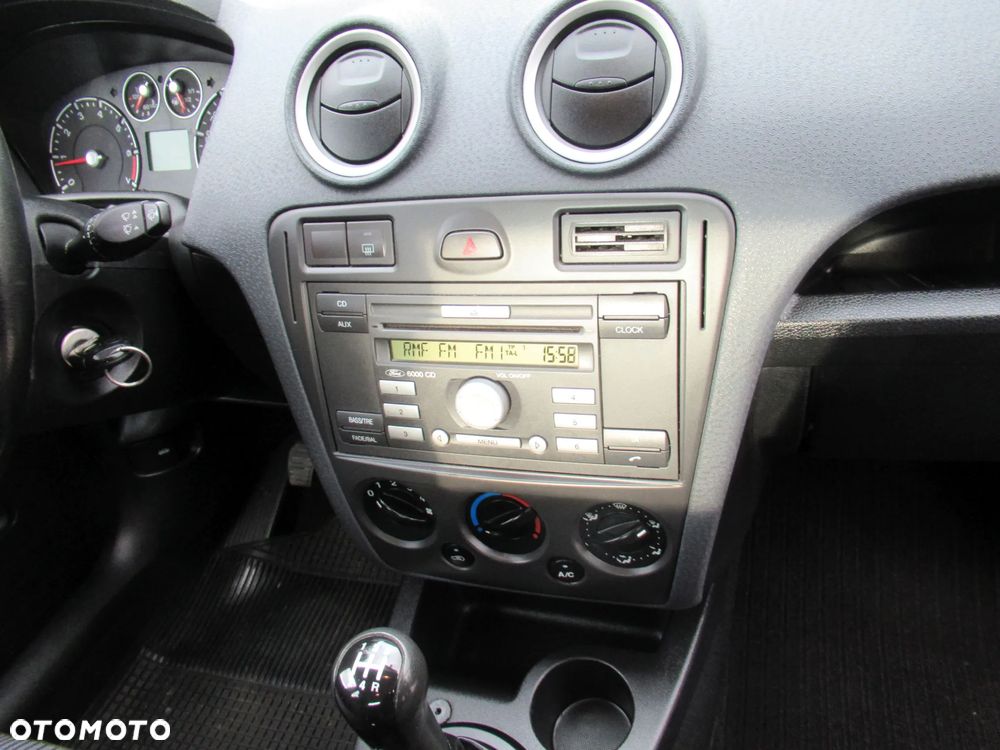 Ford Fusion 1.4 + - 28