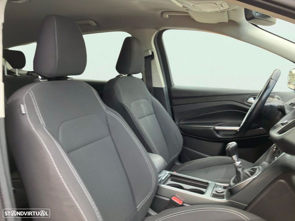 Ford Kuga 1.5 TDCi EcoBlue Titanium - 14