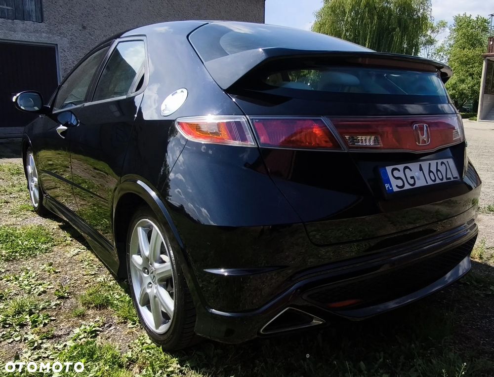 Honda Civic 1.8 Executive - 12