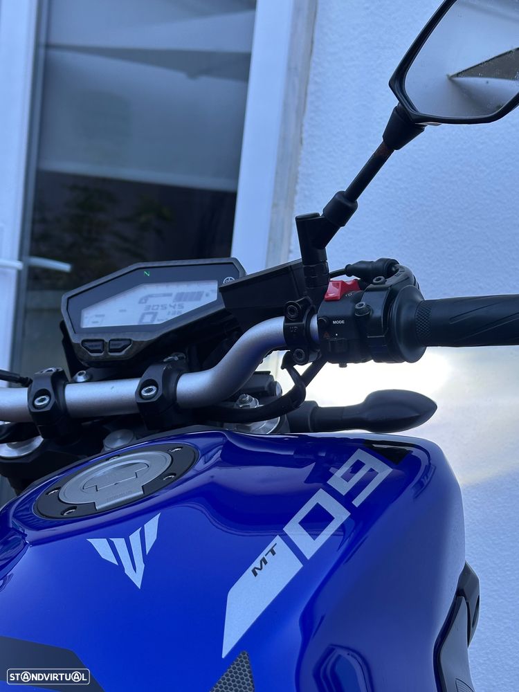 Yamaha MT-09 - 7