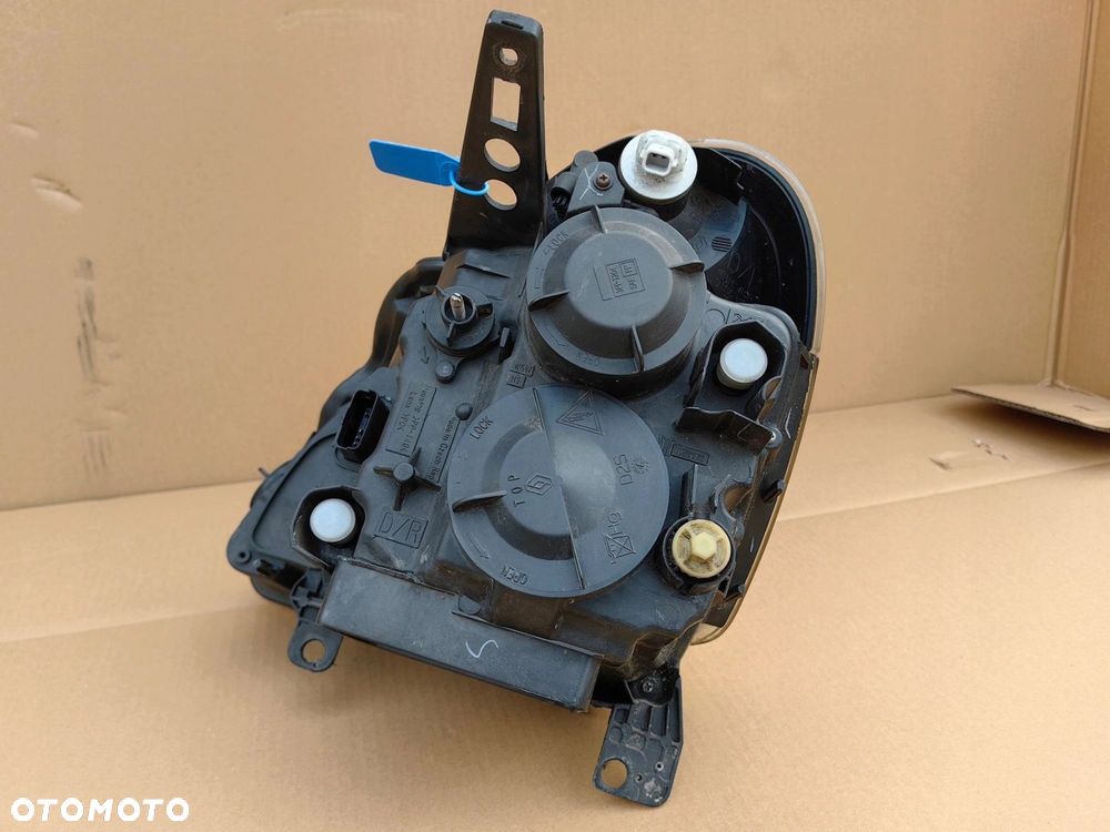 Lampa przednia PRAWY PRZÓD oryginalna RENAULT MODUS 8200652044 - 7