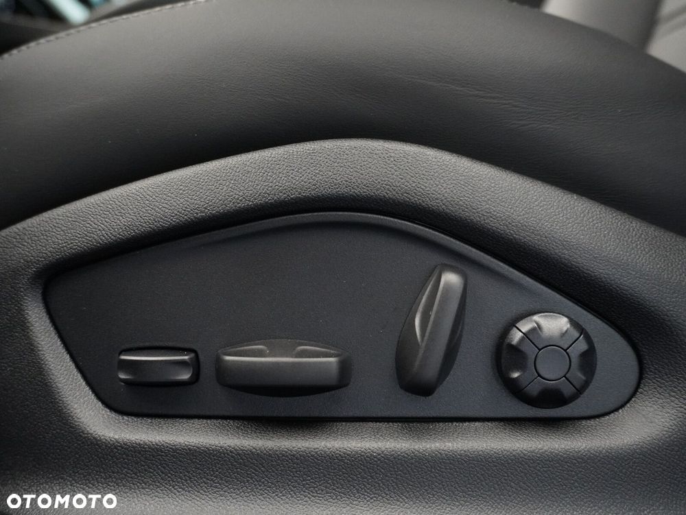Porsche Cayenne Black Edition - 23