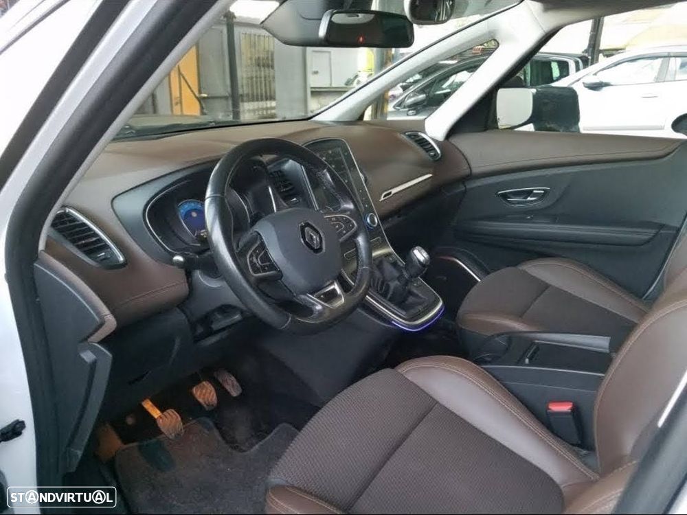 Renault Scénic 1.5 dCi Bose Edition SS - 14