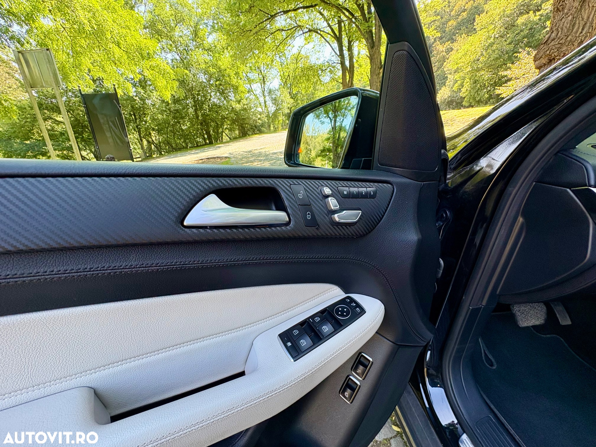 Mercedes-Benz GLE 350 d 4Matic 9G-TRONIC AMG Line - 6
