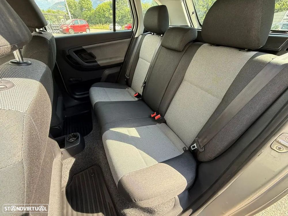 Skoda Fabia Break 1.2 Ambiente - 6