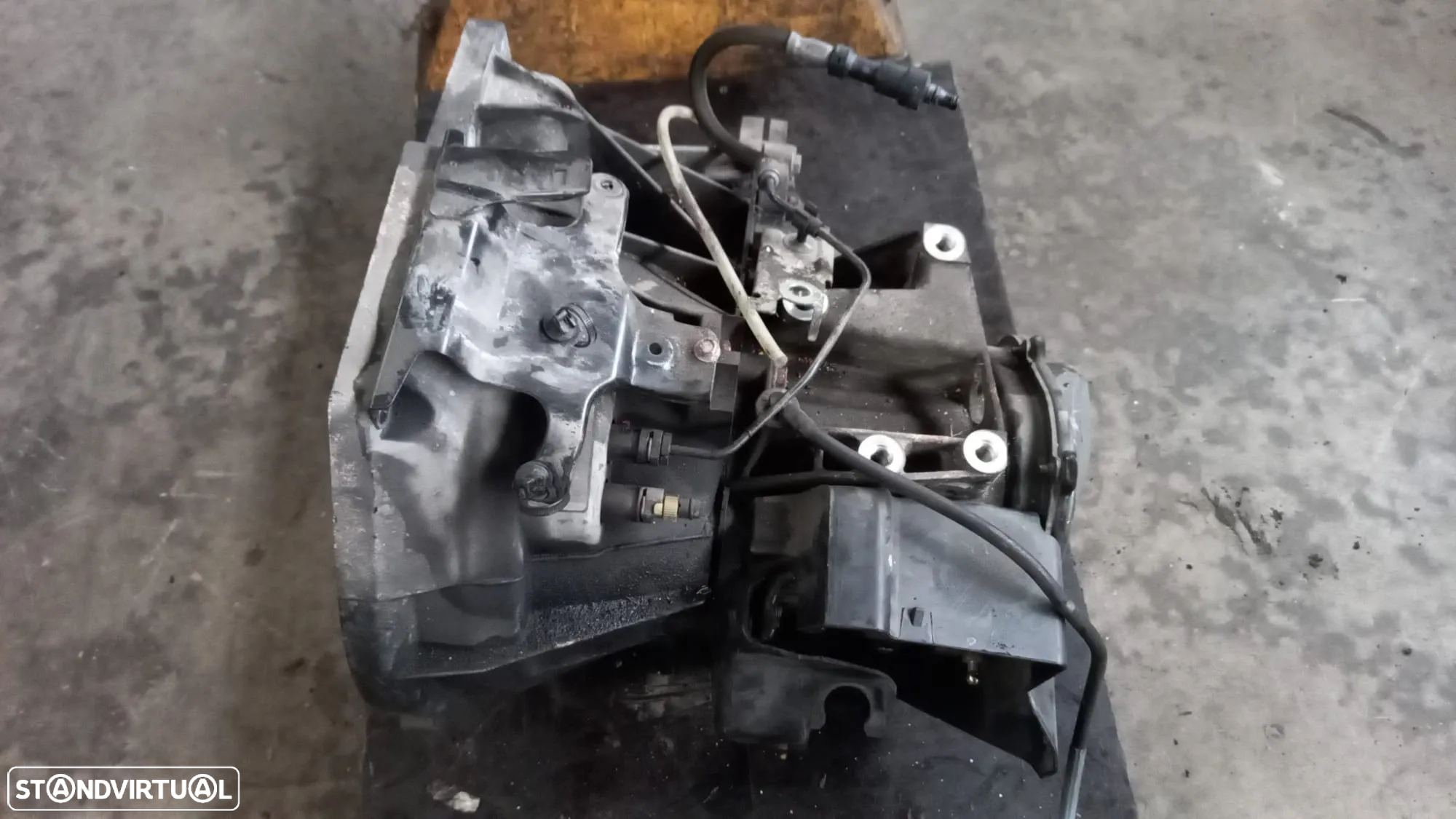 Caixa de Velocidades AA6R-7002-BBC Ford Fiesta VI 1.4 tdci 2011 - 2