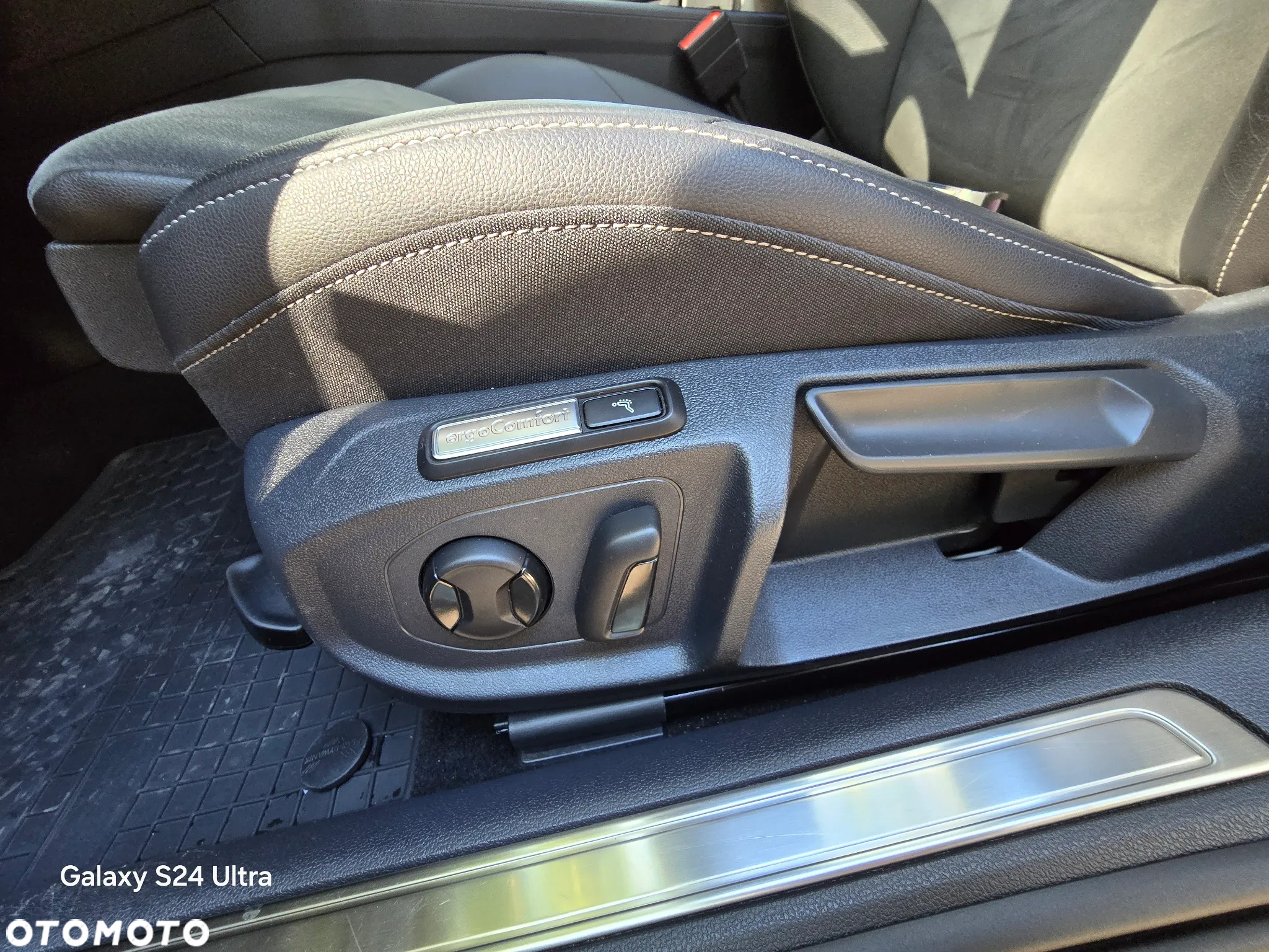 Volkswagen Arteon 2.0 TDI 4Motion R-Line DSG - 19