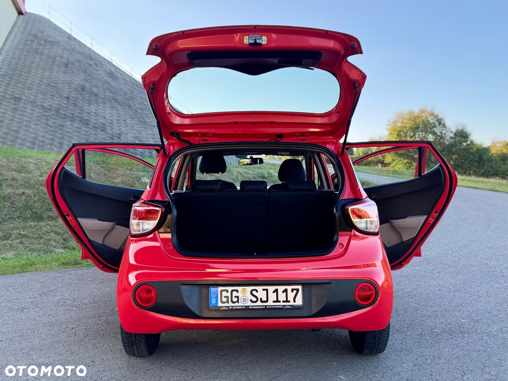 Hyundai i10 1.0 BlueDrive Go - 19